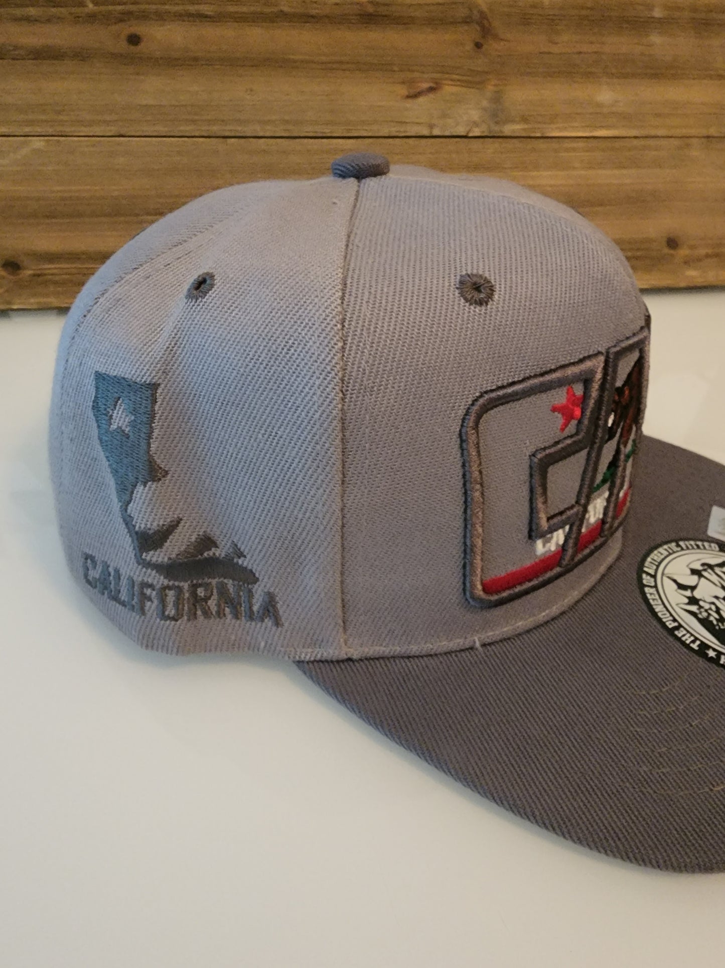 Flat Bill Trucker Hat "CALI"