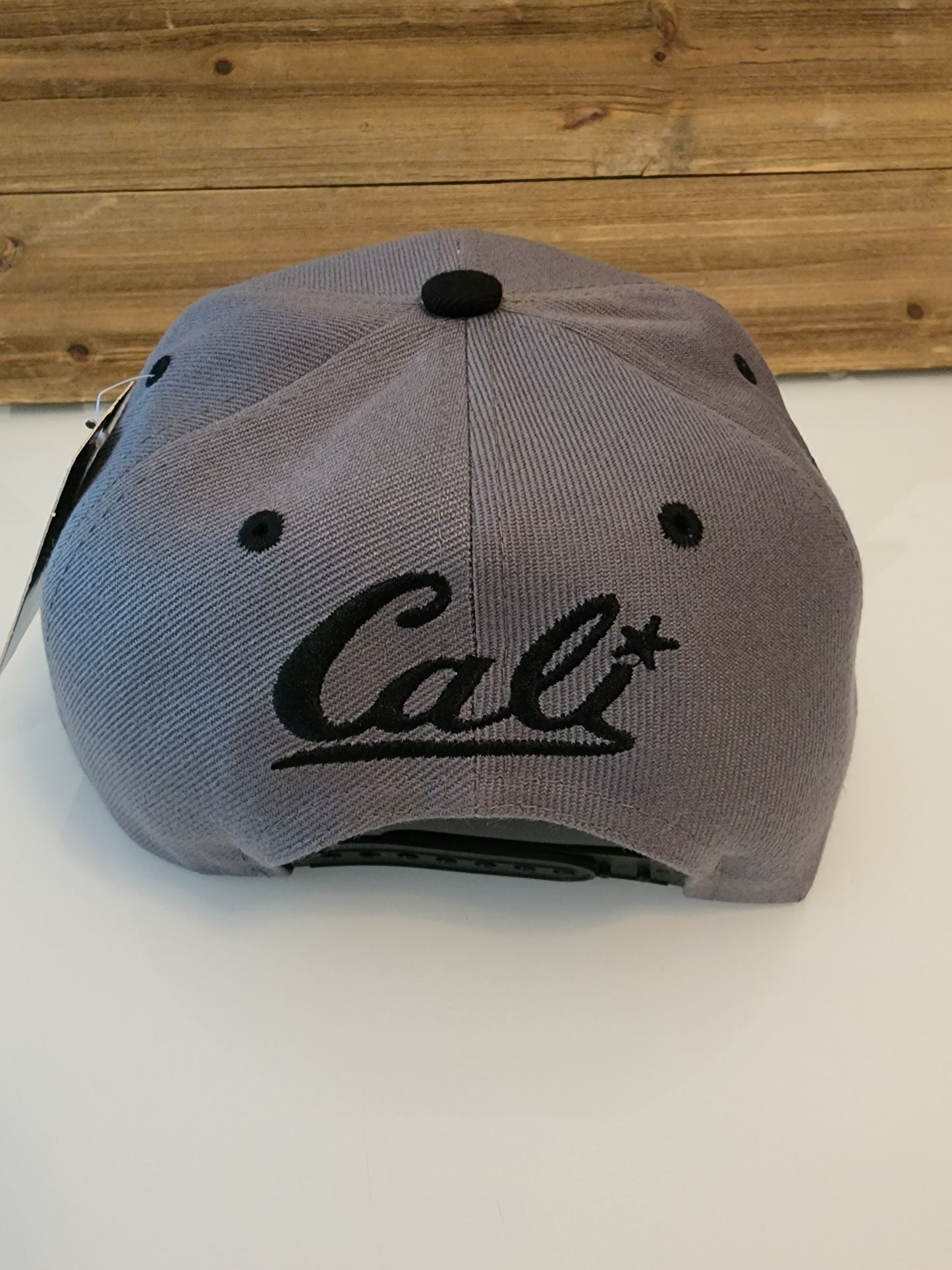 Flat Bill Trucker Hat "CALI"